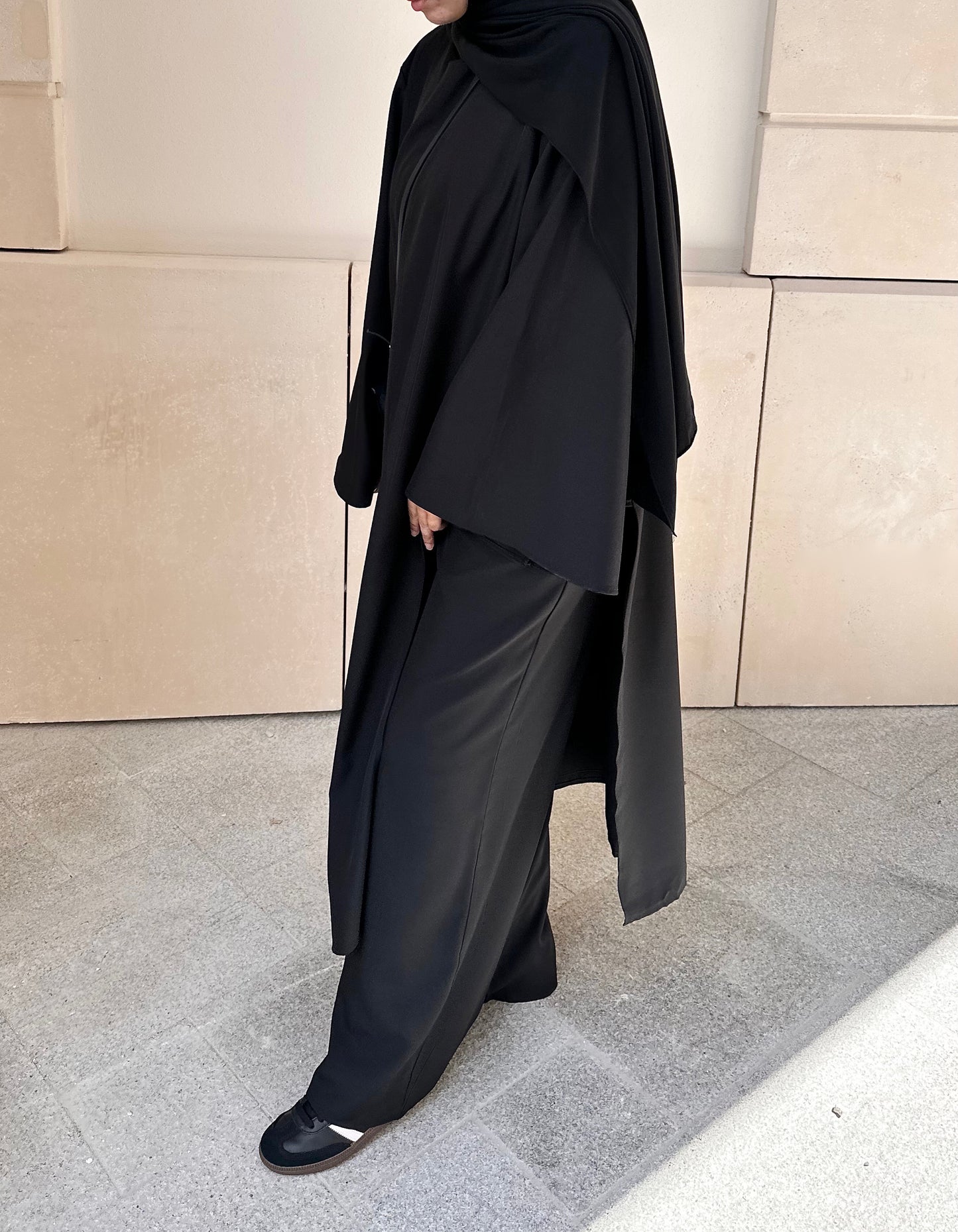 طقم مع بنطلون