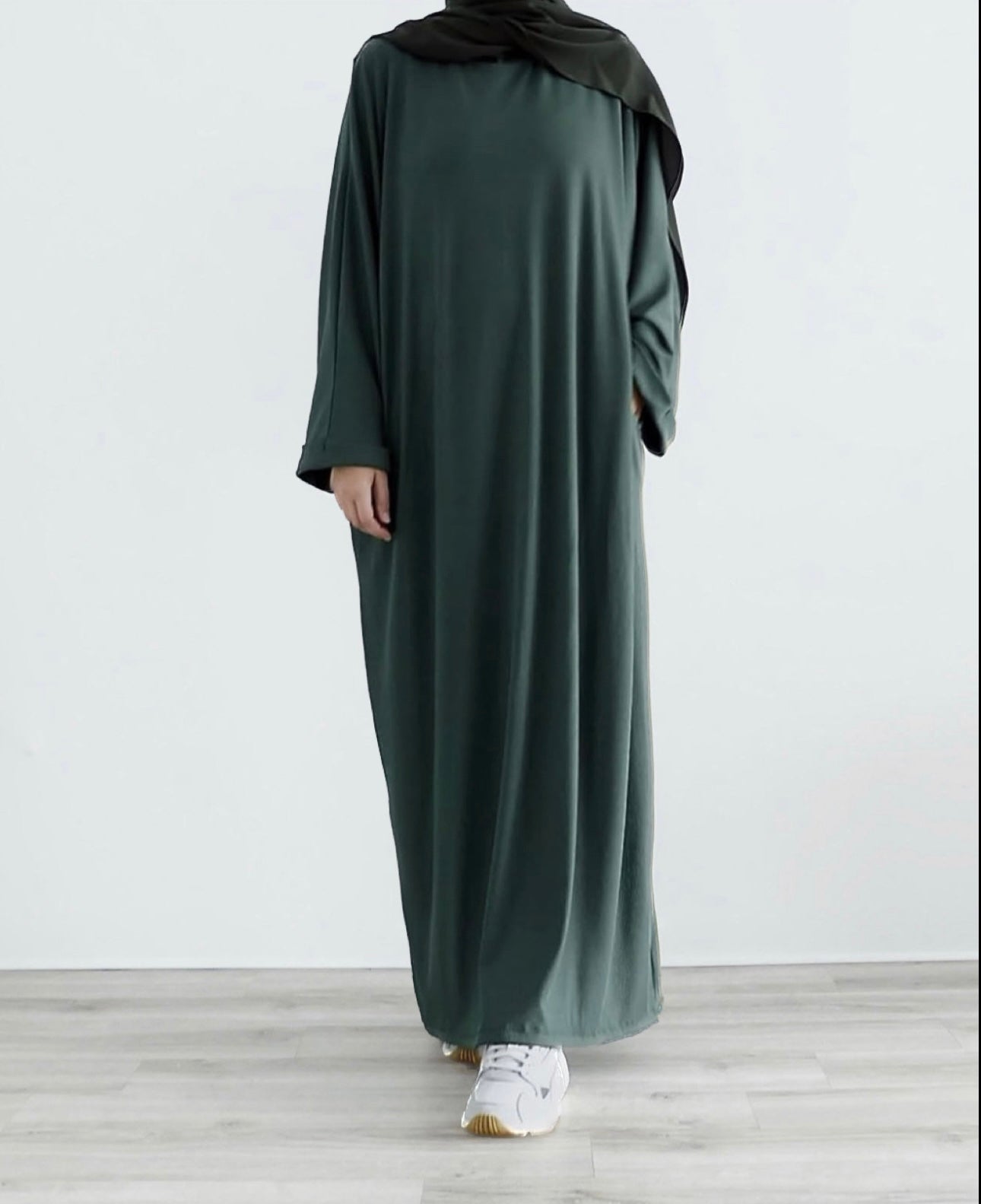 Abaya en maillot vert