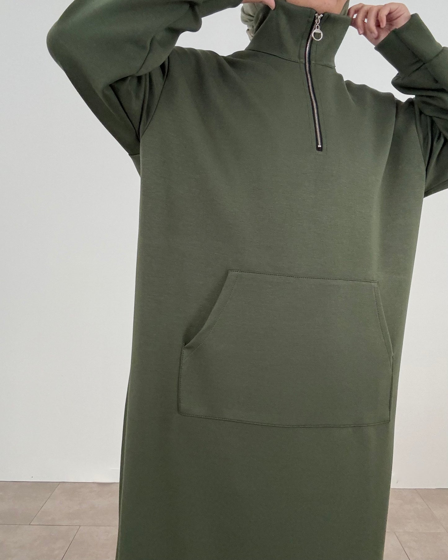 Robe zippée kaki