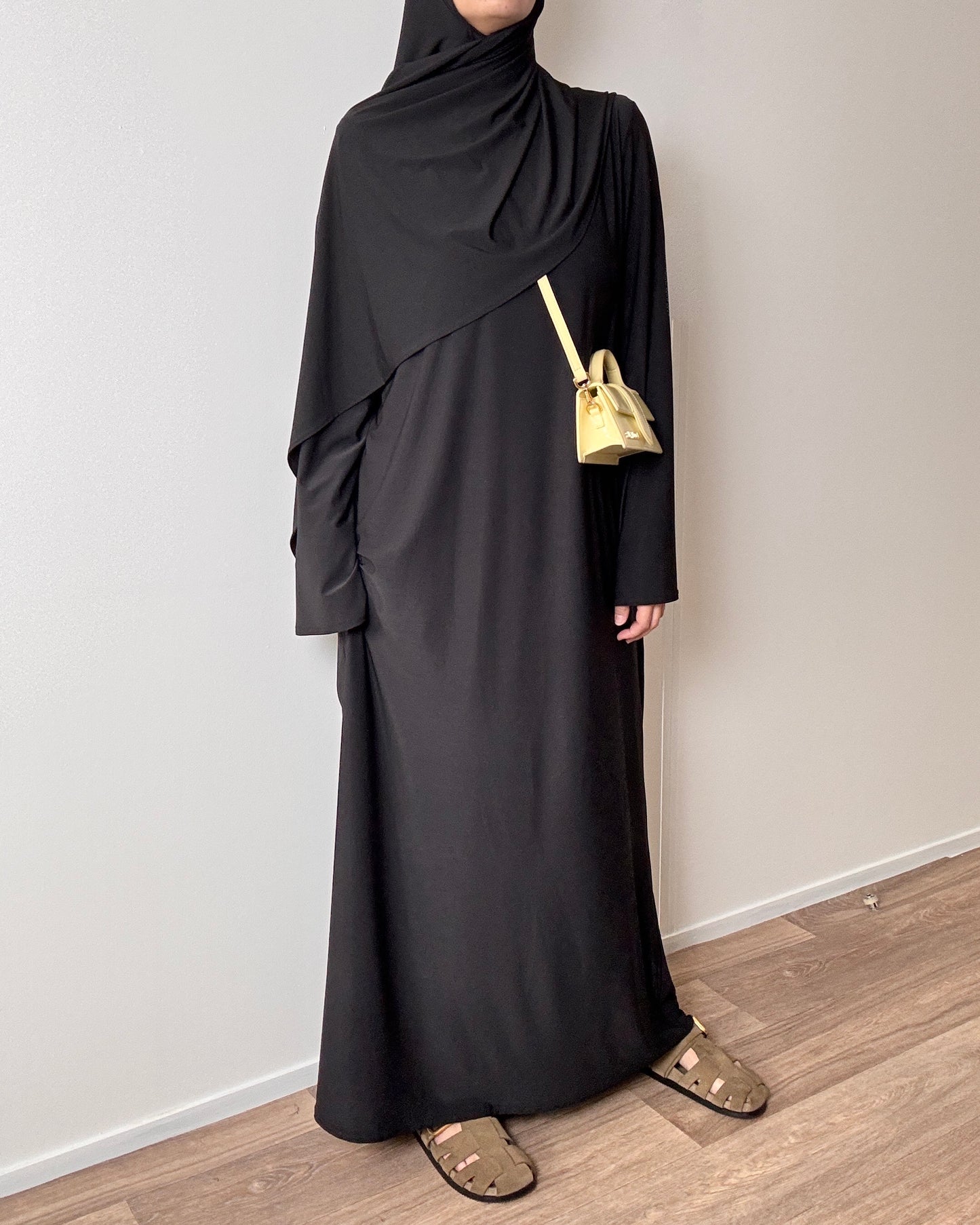 Abaya en jersey noir premium
