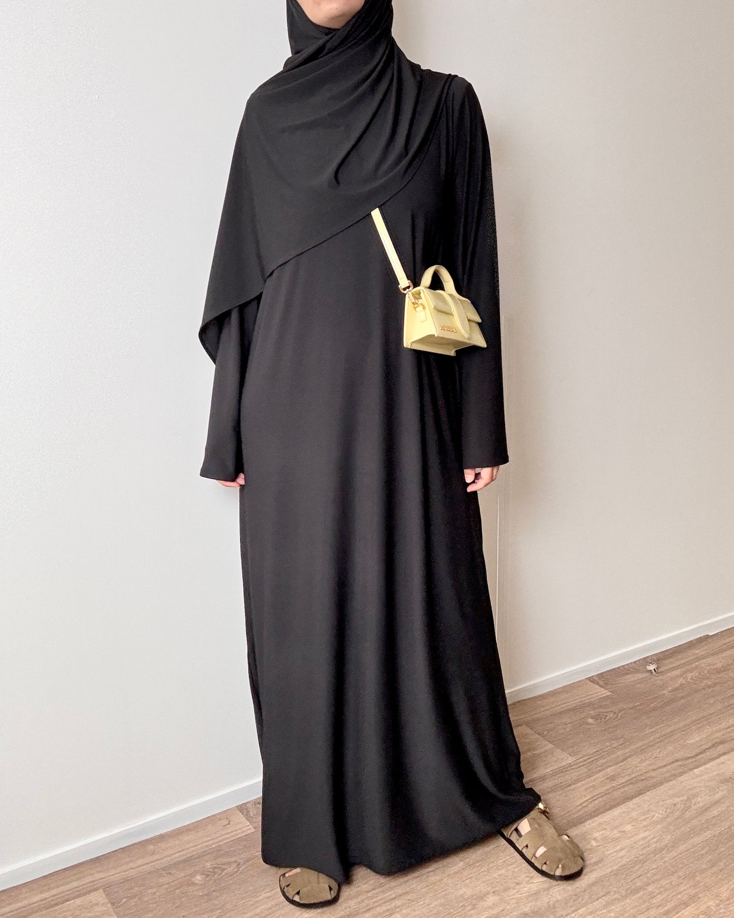 Abaya en jersey noir premium