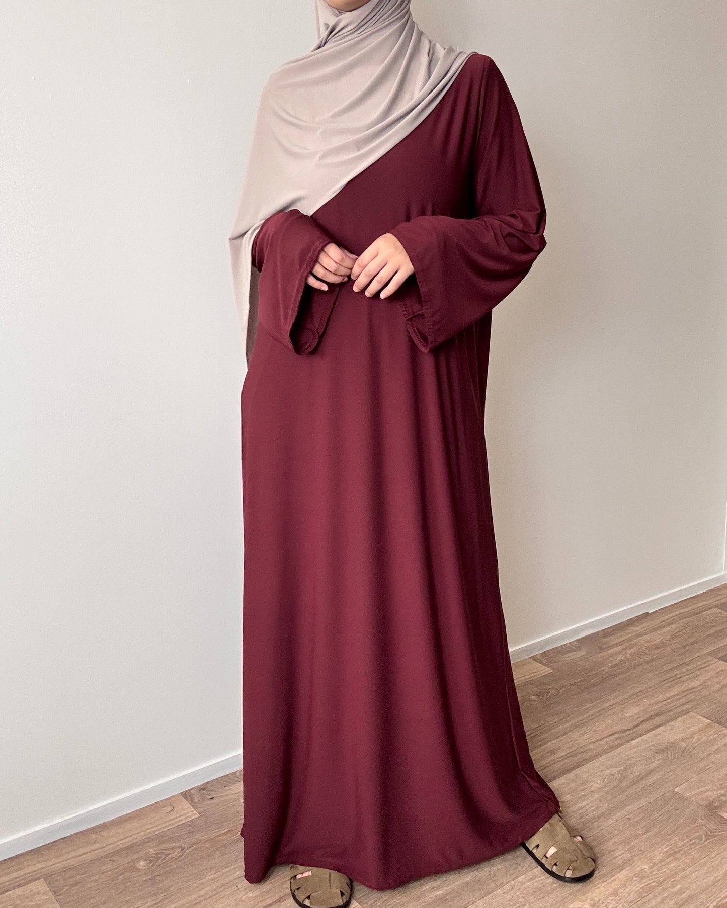 Burgundy jersey premium abaya
