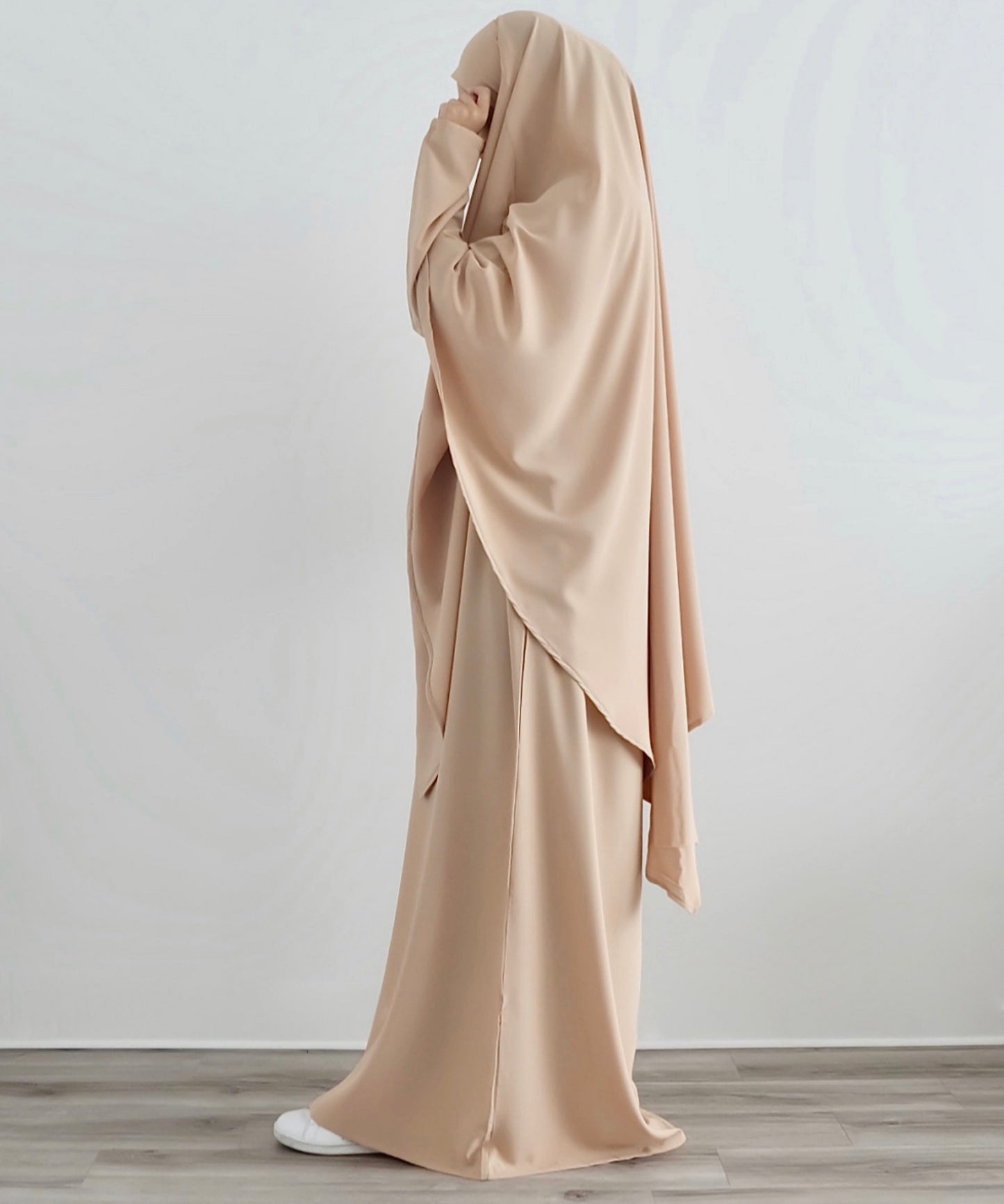 Beige set abaya and khimar