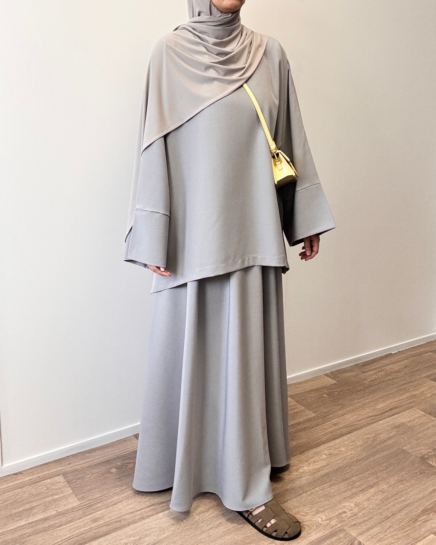 Grey set with flared skirt