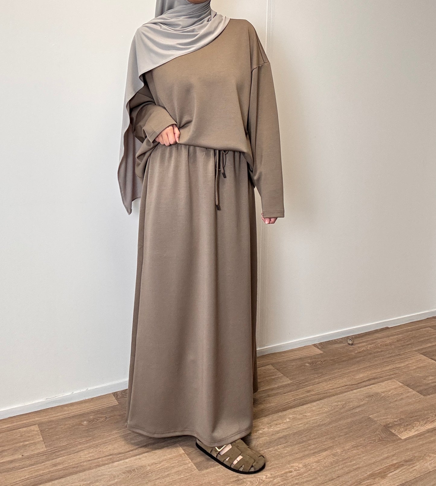 Ensemble sweat taupe