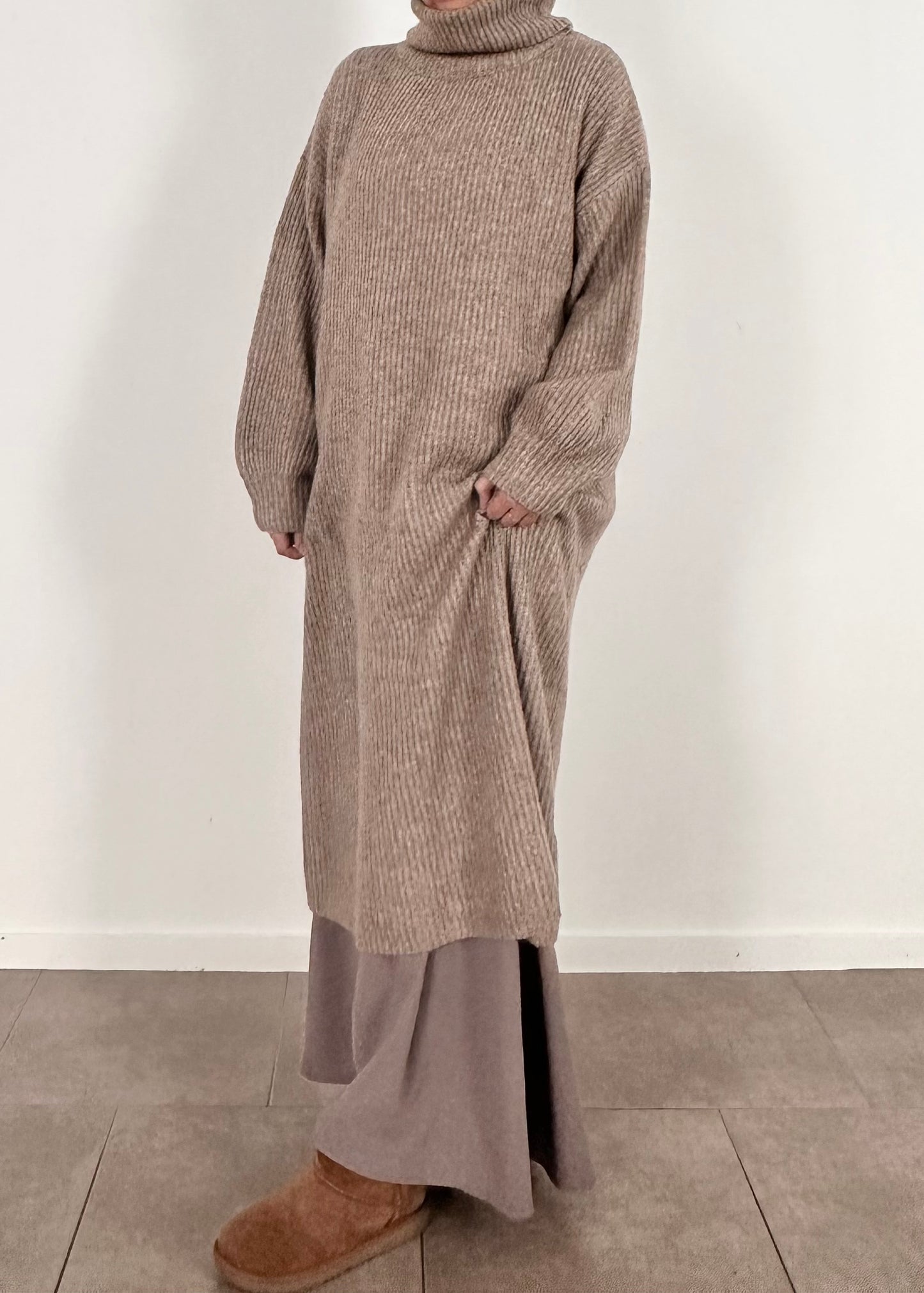 Taupe maxi knit sweatshirt