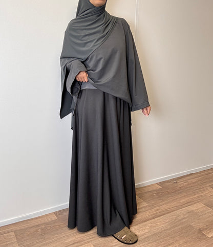 Anthracite flared skirt