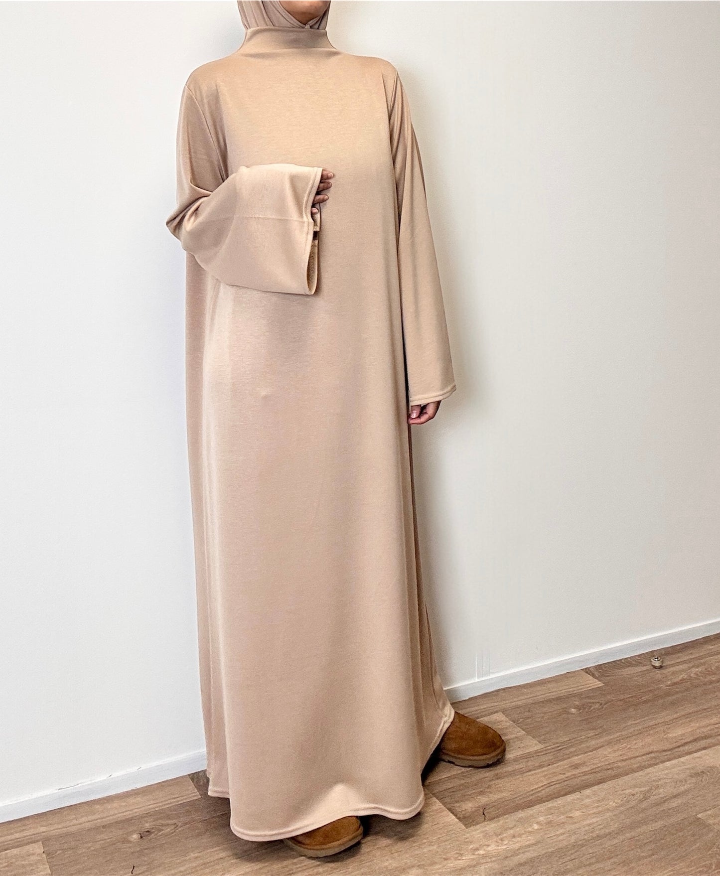 abaya hiver en jersey beige