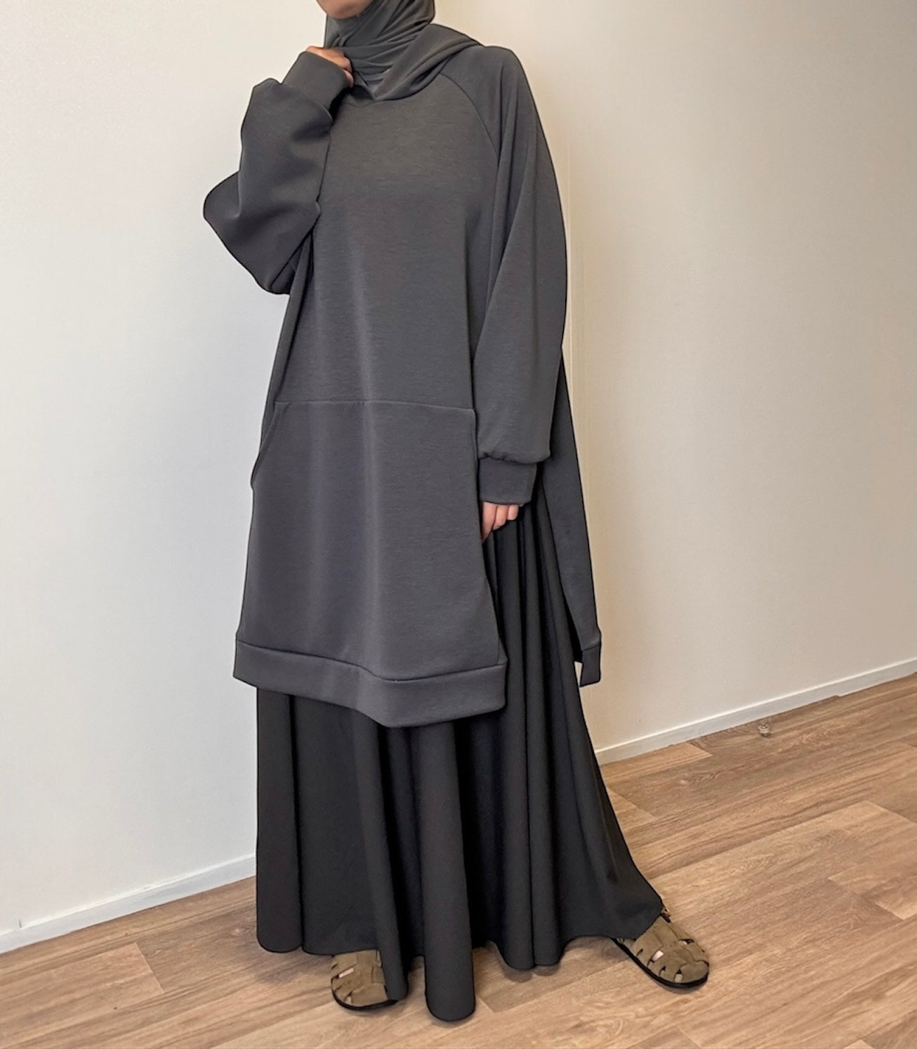 Anthracite oversize sweater