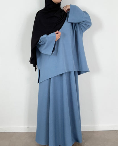 Blue set with flared skirt