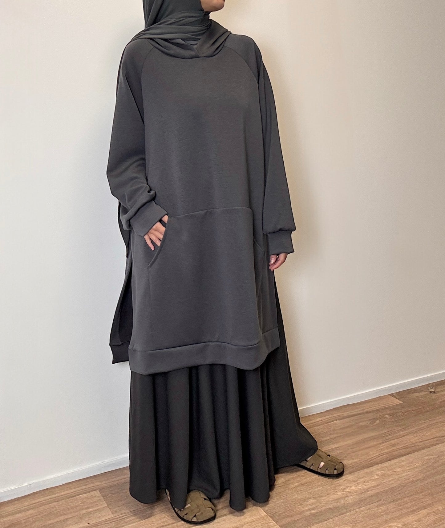 Anthracite oversize sweater