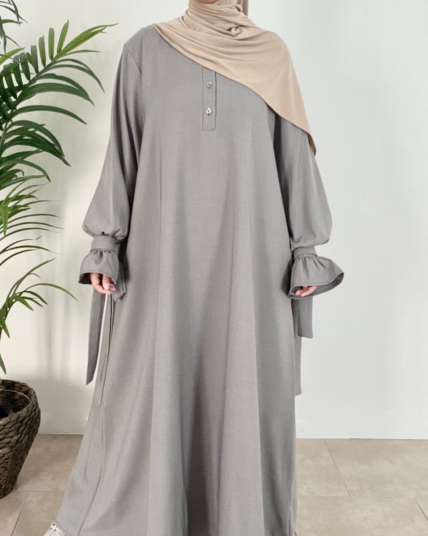 Grey tulip abaya