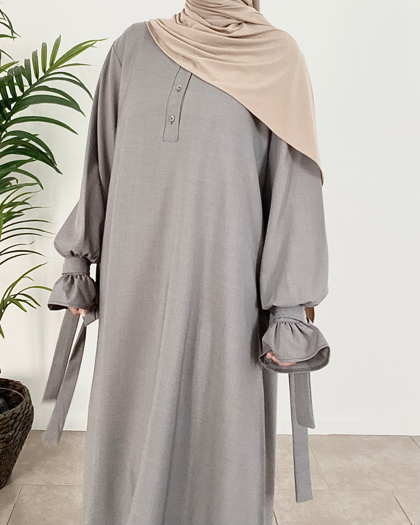 Grey tulip abaya