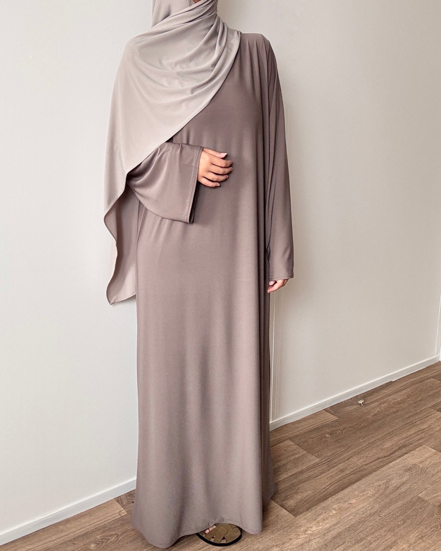 Abaya en jersey premium taupe