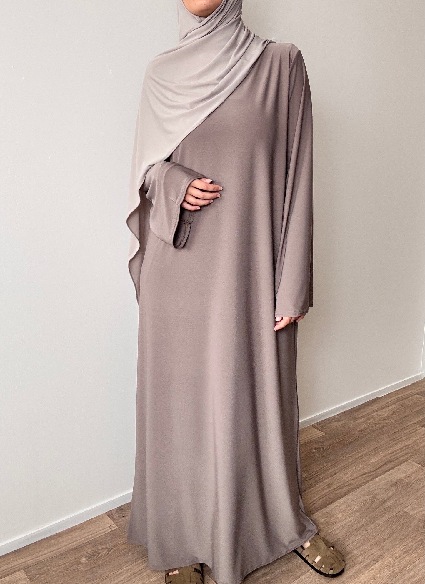 Abaya en jersey premium taupe